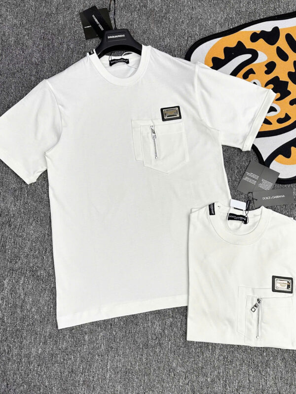Tshirt Dolce Mix Tag and Khoá hoạ tiết